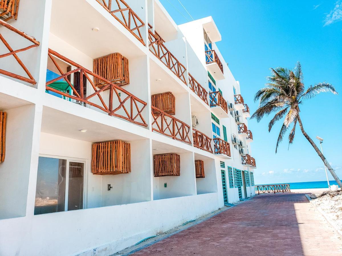 Esduma La Perla Hotel Исла Мухерес Екстериор снимка