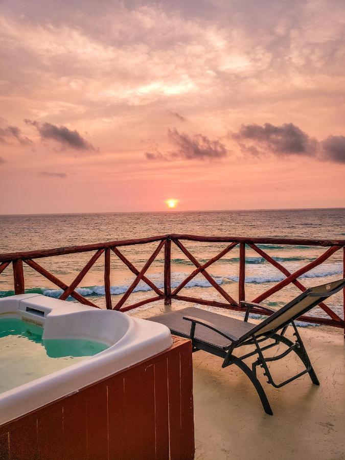 Esduma La Perla Hotel Исла Мухерес Екстериор снимка